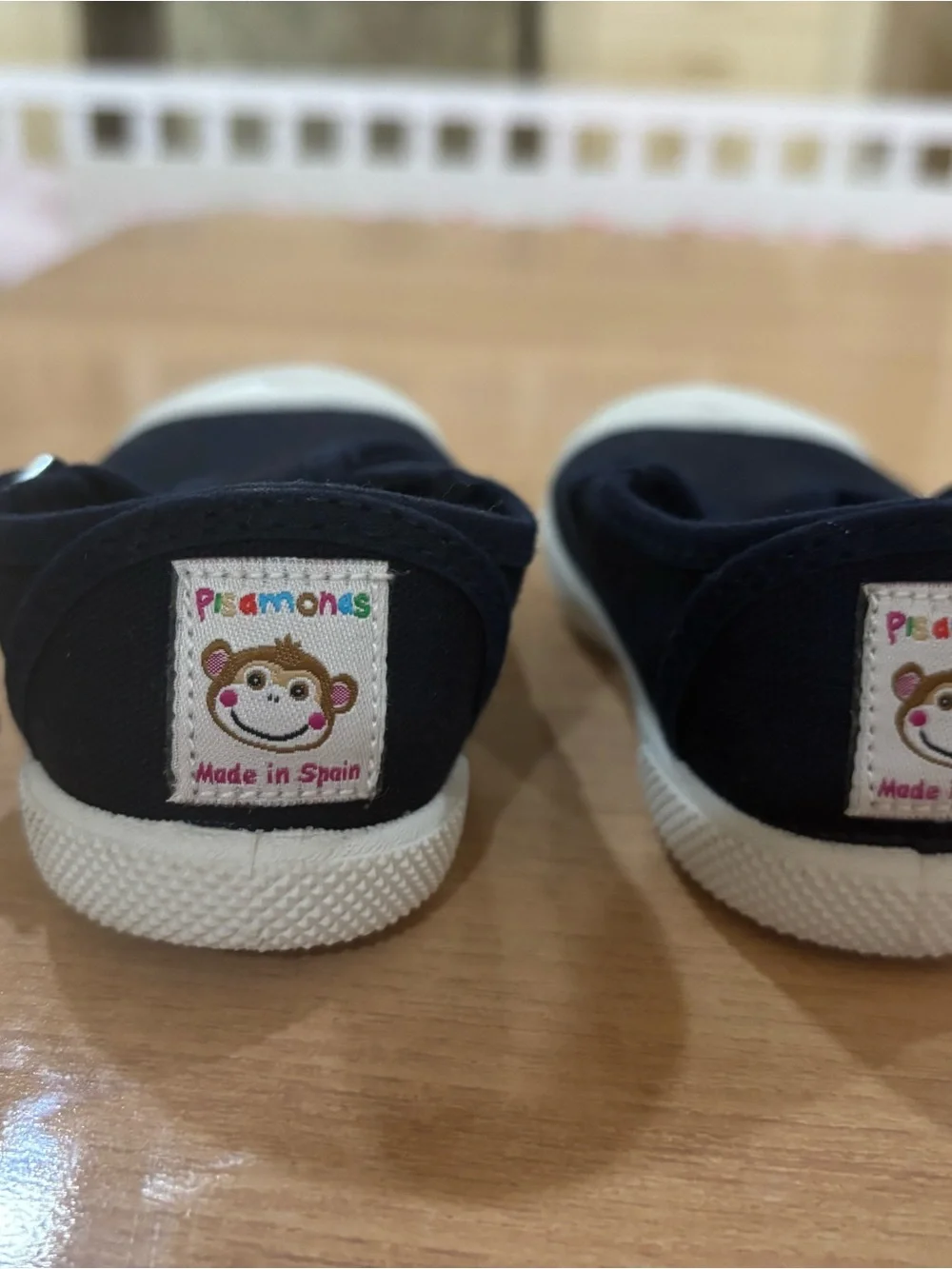 Pisamonas like new Kids Navy Canvas Mary Jane Shoes with White Toe